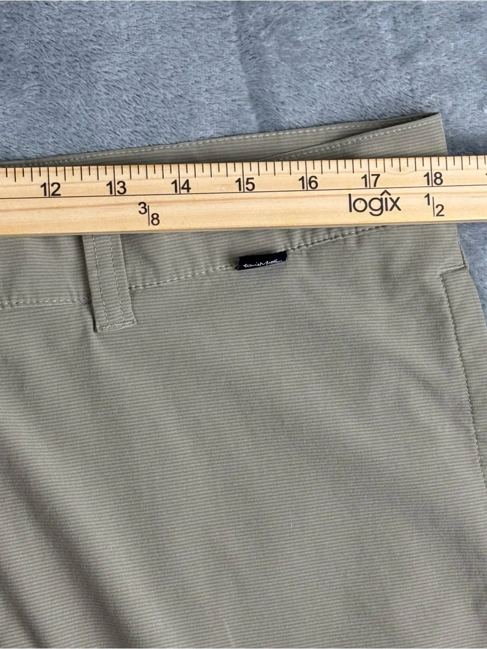 Travis Mathew Carlsbad Shorts Mens 36 Beige Performance Stretch Golf